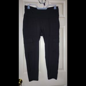 Old Navy High-Waisted PowerPress Cargo 7/8 Leggings Size XL EUC